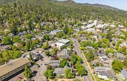 574 E Main Street, Ashland, OR 97520
