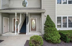 502 Mallards Pond Lane, Schenectady, NY 12303
