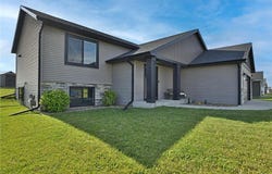 1005 15th Avenue NW, Kasson, MN 55944