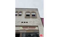710 W Anaheim St, Wilmington, CA 90744