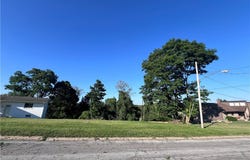 Cleveland Avenue, Steubenville, OH 43952