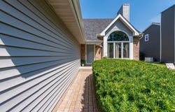 3805 15th Ave, South Milwaukee, WI 53172