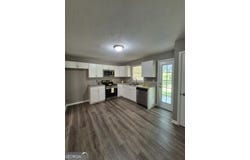 1995 Lexington, Athens, GA 30605