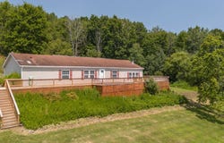 631 Sutliff Hill Road, Athens, PA 18810