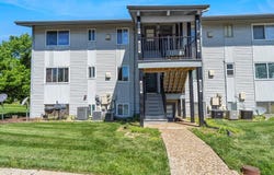 1843 Gascony Parc Drive, Lake St Louis, MO 63367