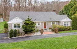 459 Den Road, Stamford, CT 06903