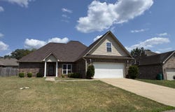 2215 Richland Park Drive, Bryant, AR 72022