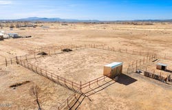 2795 W Bingham Boulevard, Paulden, AZ 86334