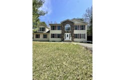 2329 Joseph Lane, Pocono Summit, PA 18346
