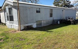 239 Berry Lane, Eufaula, OK 74432