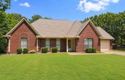 1318 BEAVER CREEK Rd, Brighton, TN 38011