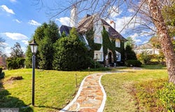 2730 W CHEW STREET, ALLENTOWN, PA 18104