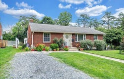 3238 Brandywine Ave, Roanoke, VA 24018