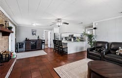 180 Freeman Circle, George West, TX 78022