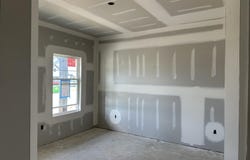 614 Lois Lane, London, OH 43140