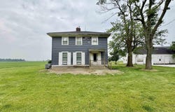1086 E 200 S Road, Bluffton, IN 46714