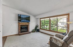 1977 Granite Avenue N, Oakdale, MN 55128