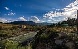 104 Vista Street, Gardiner, MT 59030