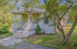 73 Highview Dr, Hampton Twp., NJ 07860-6707