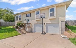 1703 Bluestem Circle, Cameron, MO 64429