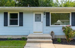 1907 Moffitt Street, Lansing, MI 48911