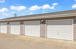 2000 LAKE SHORE UNIT N DRIVE, GLADSTONE, MI 49837