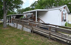 587 Harvest Lane, Muskegon, MI 49442