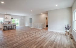 1175 Sturbridge Drive, Louisville, OH 44641