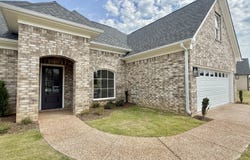 1088 Great Glen Drive, Southaven, MS 38671