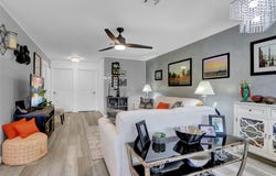 277d Berwick ct, Ridge, NY 11961
