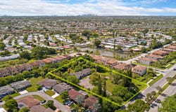 5250 Rock Island Road, Tamarac, FL 33319