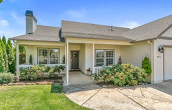 1071 Highlands Drive, Eagle Point, OR 97524