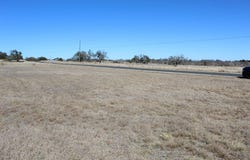 184 Lipan Loop, Harper, TX 78631