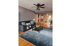 910 W 13th St, Grand Island, NE 68801