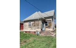 308 Main Ave E, Rolla, ND 58367