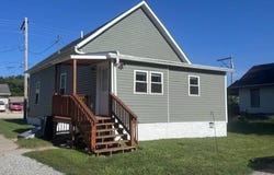 325 S Walnut St, Cameron, MO 64429