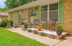 714 SW Williams Street, Lee's Summit, MO 64081