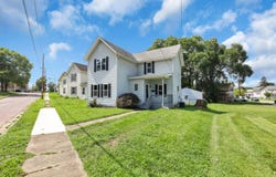 52 Charles Street, Newark, OH 43055