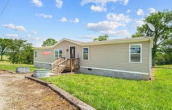 28286 Clay Road, Eagle Rock, MO 65641