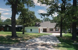 123 Modoc Trail, Gainesville, TX 76240