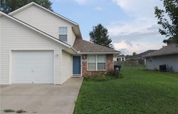 1027 SW Sandy Lane, Grain Valley, MO 64029