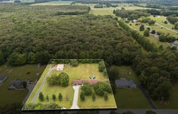 837 Circle Dr, Manchester, TN 37355