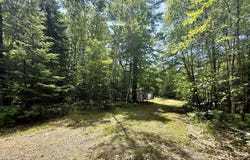 481 Airline Road, Baileyville, ME 04694