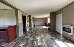 94 Crestview Ln, Ennice, NC 28623