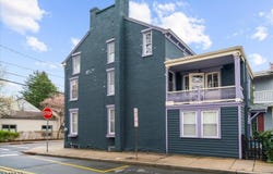 97 N Main St, Lambertville City, NJ 08530-2005