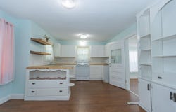 1540 E Cherokee Street, Springfield, MO 65804