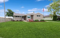 1806 S 3rd Street, Marshalltown, IA 50158