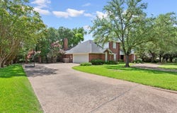 10003 Willow Bend Drive, Woodway, TX 76712