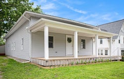 404 Looking Glass Avenue, Portland, MI 48875