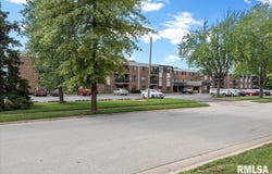 2650 COOPER Avenue, Springfield, IL 62704